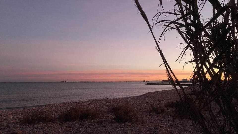 Mediterrania Marina Sagunto الغرفة الصورة